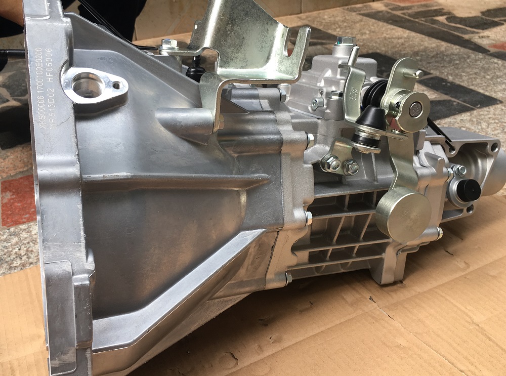 Auto Manual Transmission Gearbox for Dongfeng Xiaokang C32 Platform/Chassis MR515D02