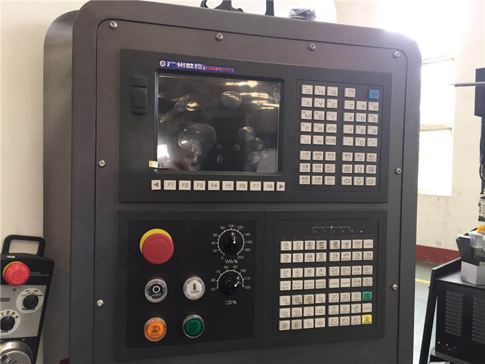 VMC850 Machining Center VMC Machine CNC Control ISO 9001 Certification