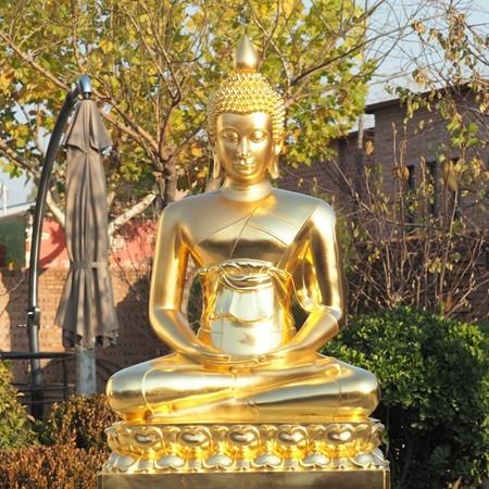 Gilded Bronze Buddha Sculpture outdoor Bronze Buddha Garden Statue For Public