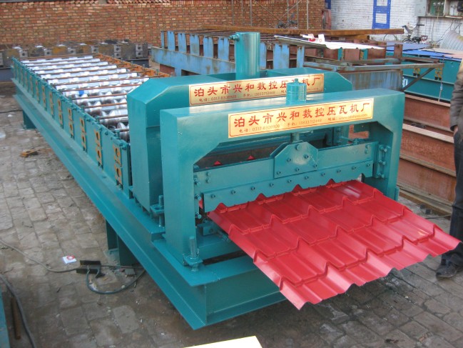 Zimbabwe Glazed Tile Roof Roll Forming Machine