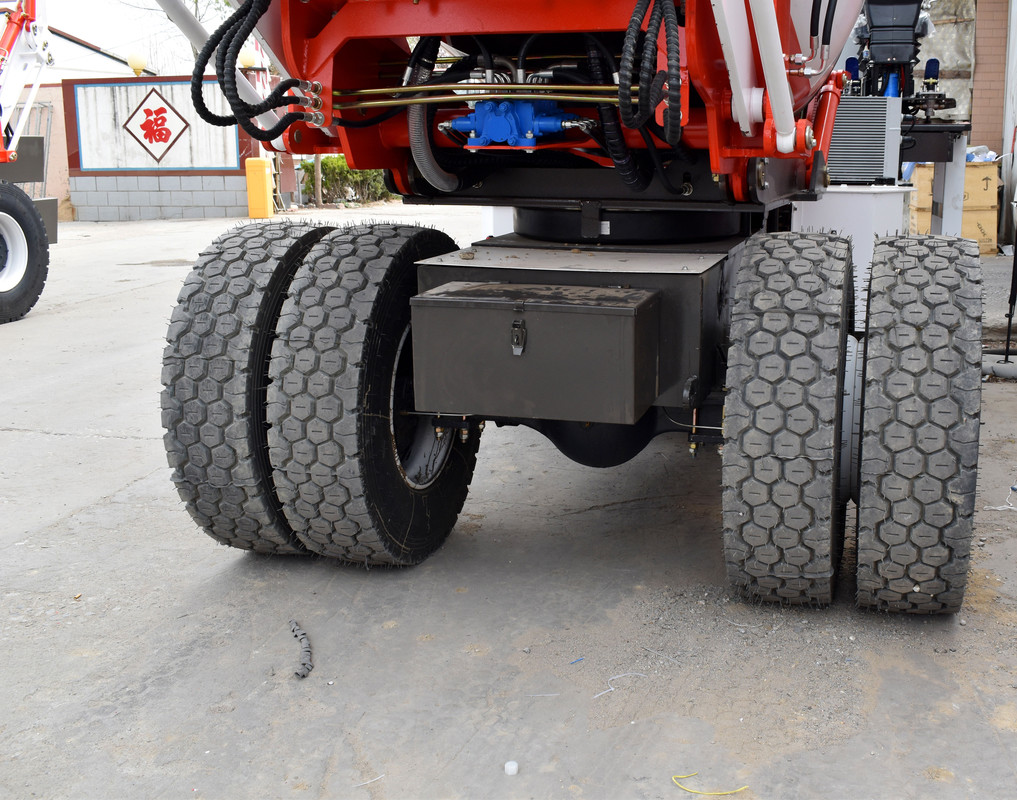 Multi Purpose 78kw 1.5 CBM Small Concrete Boom Pump Truck