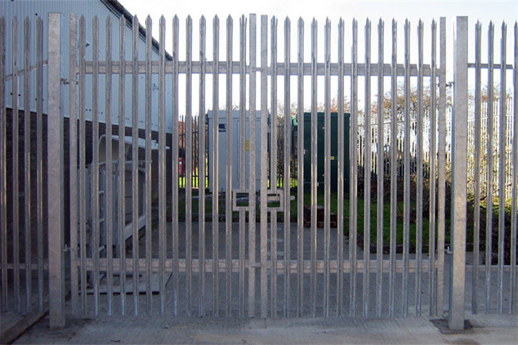 Easy Assembly / Eco Friendly Steel Palisade Fencing Hot Dipped Galvanized Powder Painted Powder Coated
