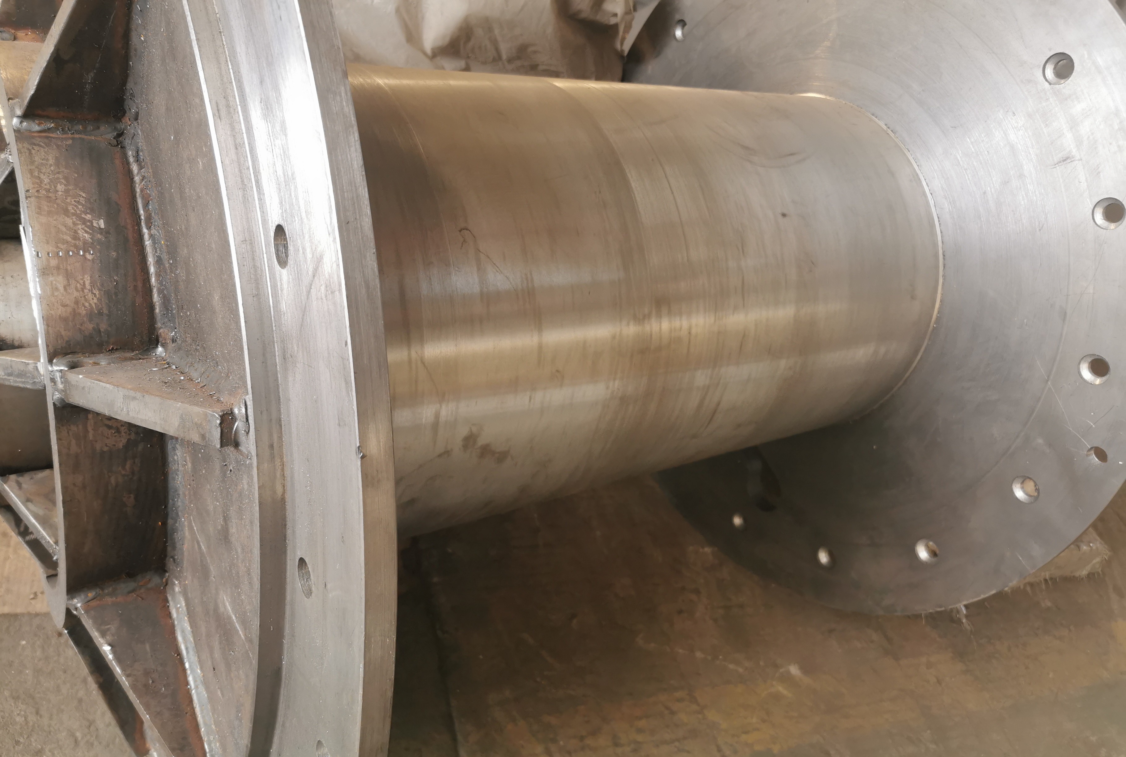 Pulling Double Or Single Grooved Winch Drum For Heavy Lifting Equipment