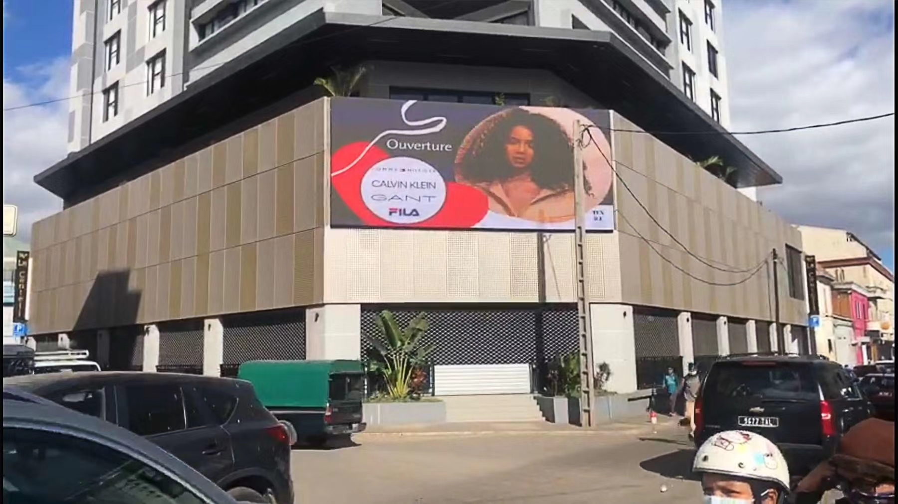 High Tech Professional Outdoor Advertising Screen Display For Shopping Mall P8 LED Display