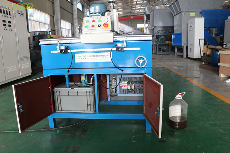 700mm Semi Automatic Grinder For Sharpening Knives PLC Chipper Blade Grinder