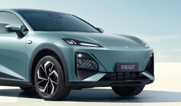 Left Steering Changan Electric Car DeepBlue 07 The Perfect Blend Of Form And