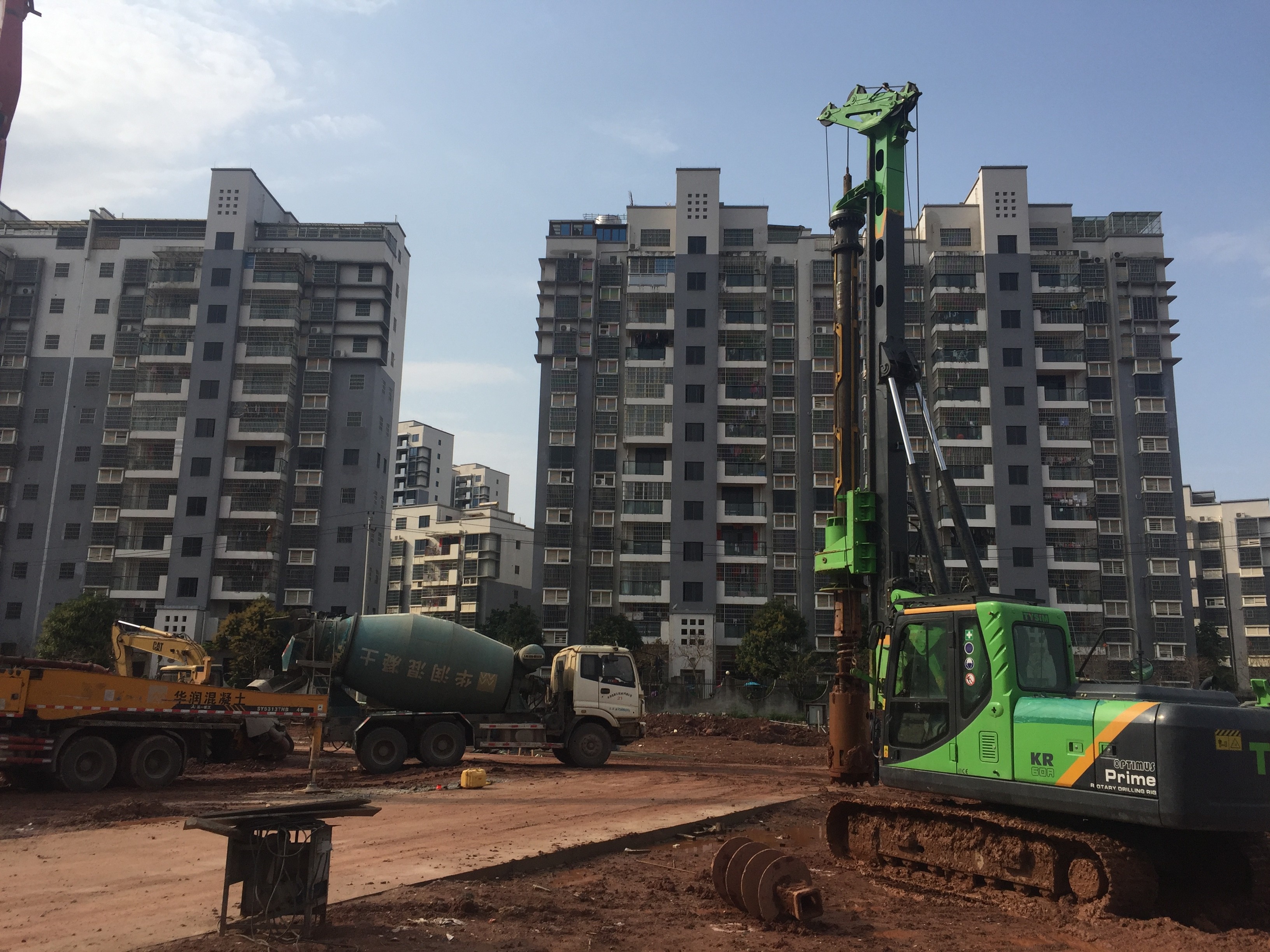 Drilling Depth 83m Rotary Pile Machine Diameter 2500Mm Torque 360 KN.M KR360c Rotary Piling Rig