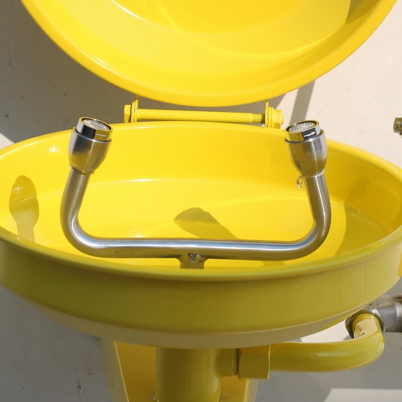 Auto open ,Auto close Wall mounted type stainless steel eyewasher, ABS coating Anti-corrosion durable eye wash station