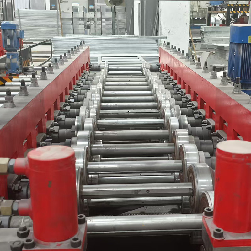 Heavy Duty Metal Cable Tray Roll Forming Equipment Voltage 220V/380V High Output