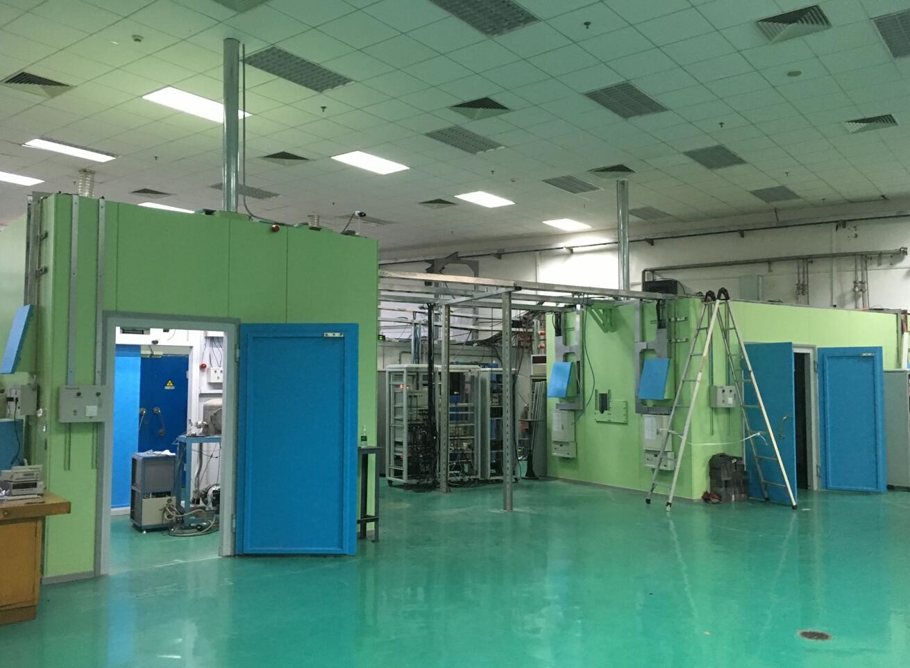 Lead Steel Synchrotron Radiation Shielding Optics Chamber For High Energy Physics