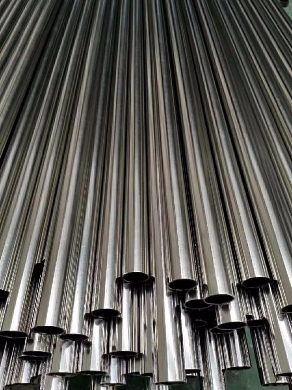 Petrochemical Engineering Grade 431 Hot Rolled 3mm Stainless Steel Pipe