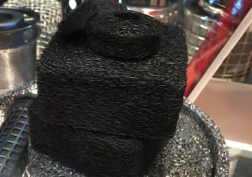 Rectangle knitted mesh filter