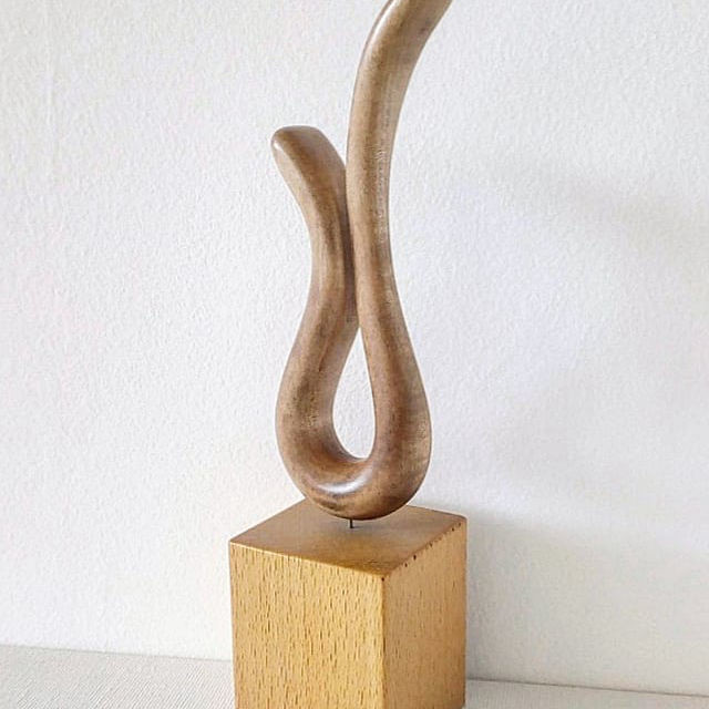 OEM ODM Handmade Wood Carving Sculpture Artists Collection