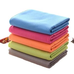 China 200gsm Super Absorbent Microfiber Gym Towel - Quick Dry & Reusable on sale