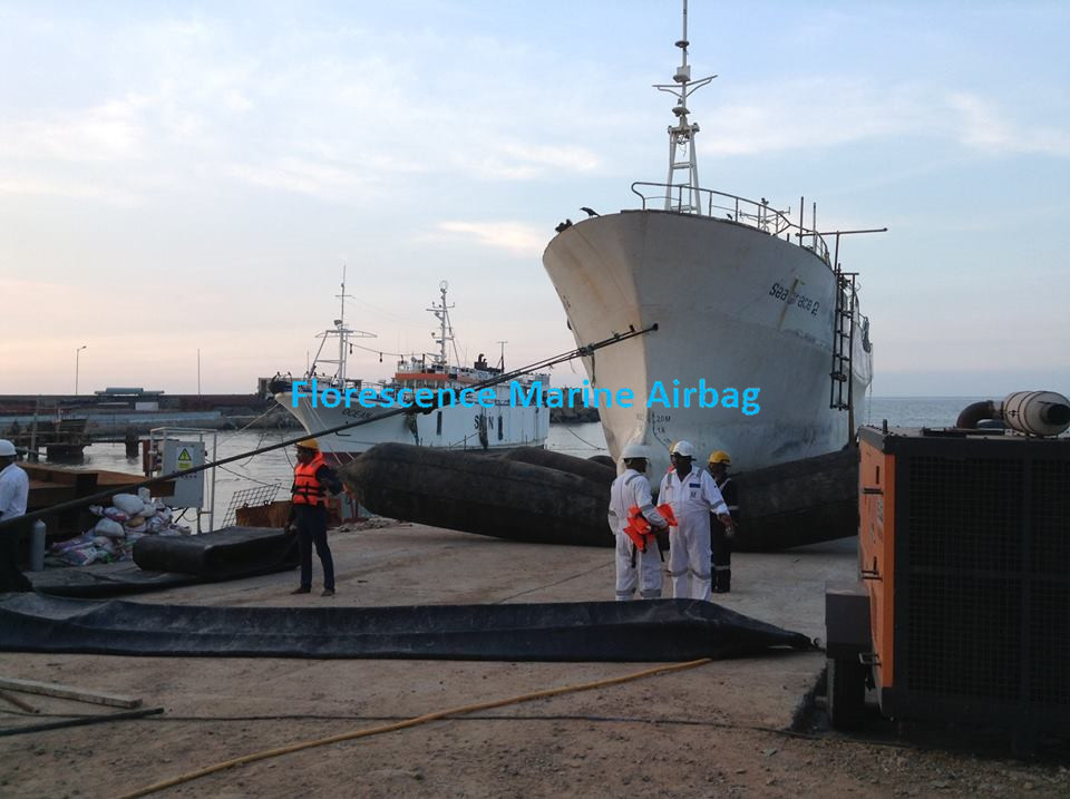 Shipyard Marine Floating Docking Rubber Balloon Ship Launching Airbags