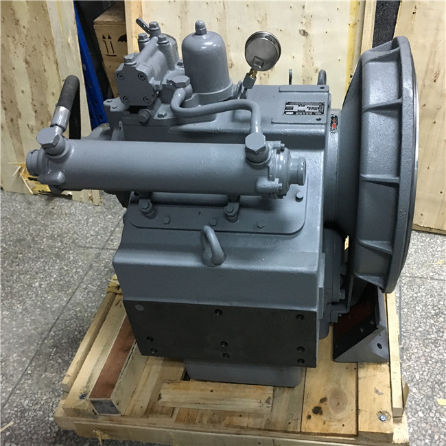 Center Distance 390mm Rated Thrust 140KN HC1250 Marine Engine Gearbox