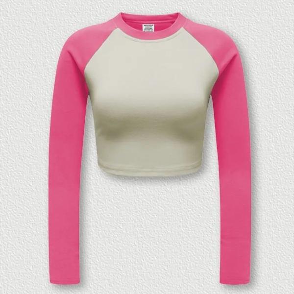 American Retro Multi-Color Long Sleeve Short Women′s T-Shirt Manufacturers