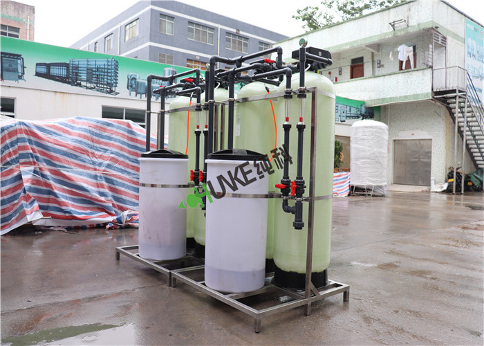 Standard FRP DN25 1.5mm Osmosis Water Softener For Softing Water