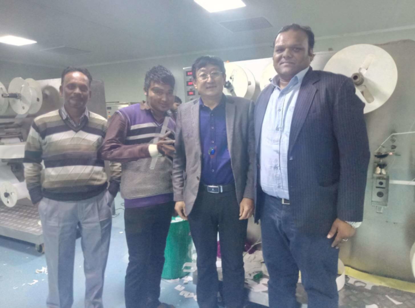 Experience the Convenience of KC-FF-III Eye Patch Machine for Surgery Necessities