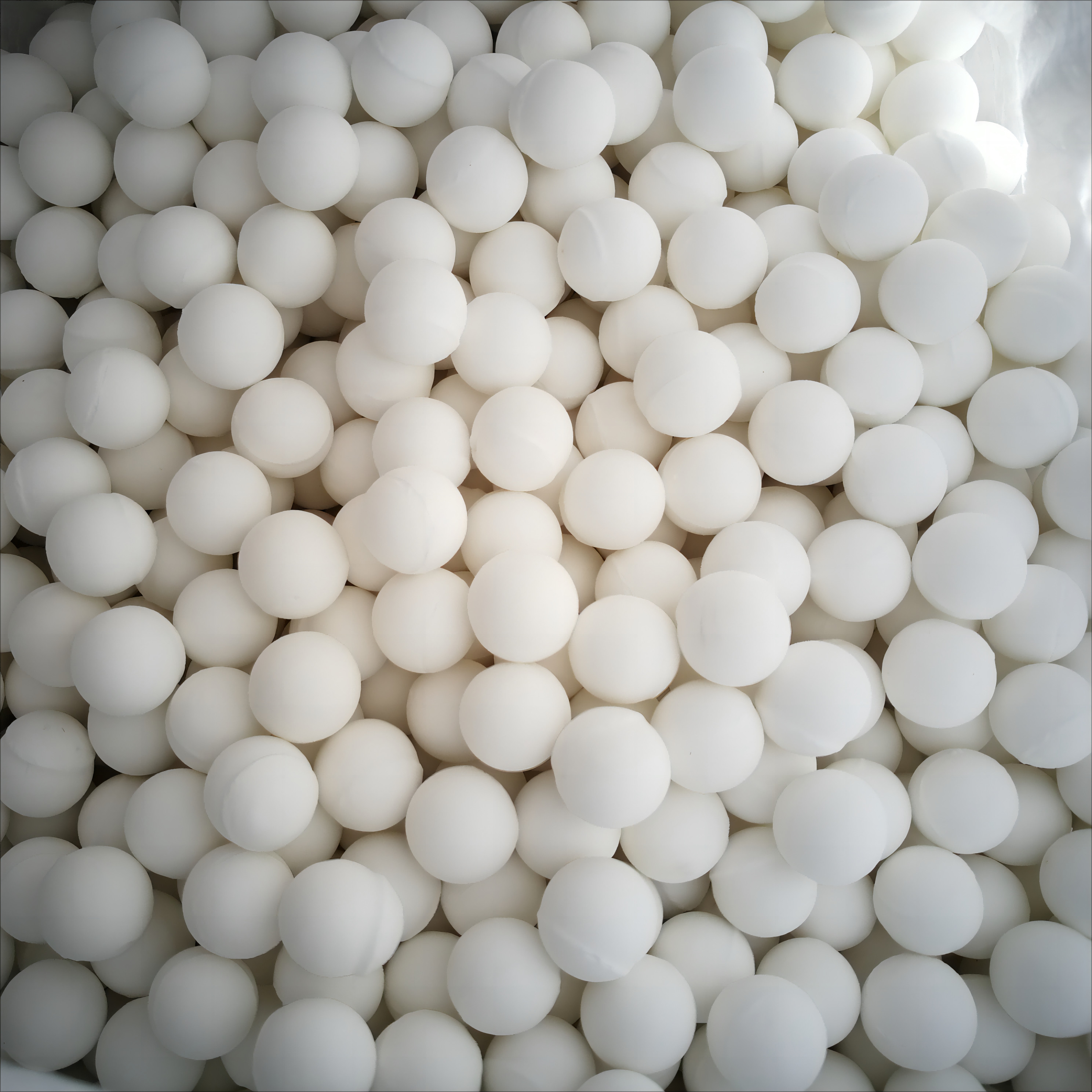 Porcelain Grinding Industrial Alumina Ceramic Beads Sphere for Ball Mill