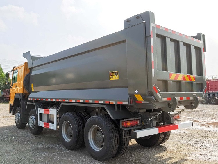 Howo Euro 4 380hp 8x4 Dump Truck with ZF8118 Steering System and 50 Ton Capacity