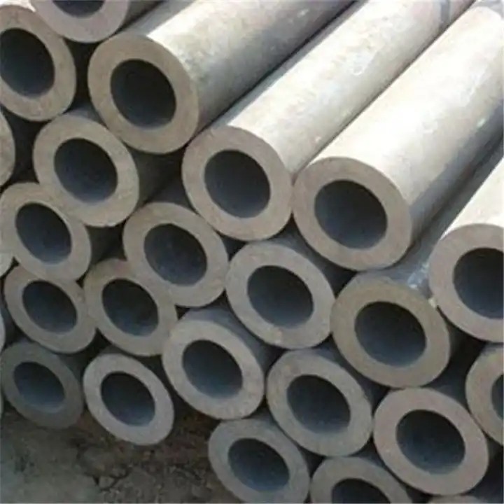 Hot Rolled Seamless Steel Pipe Stainless Steel Seamless Pipe For OIL PIPE Application