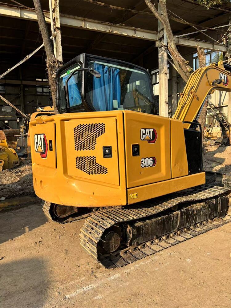 Year 2020 Mini CAT Crawler Excavator H306E 306e2 6 Ton Excavator CAT306E Made in Japan