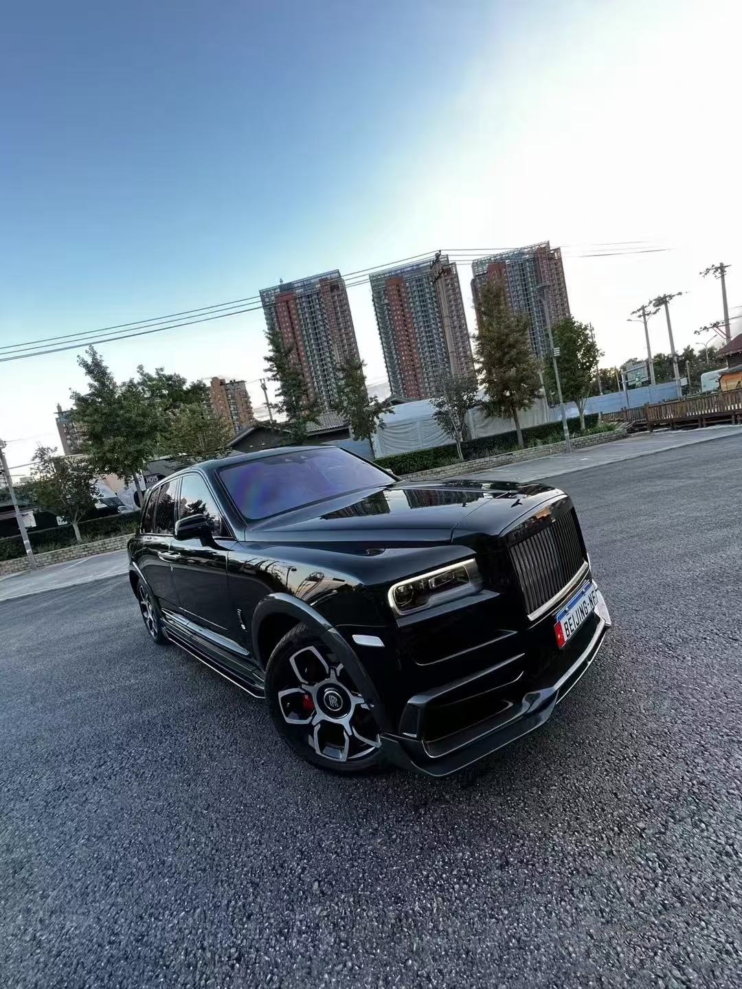 2018 - 2019 Cullinan Body Kit DW Style Front Lip Diffuser Spoiler Widebody Kit