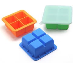 Fancy reusable silicone 4 square ice cube tray high quality silicone food gtade ice mold bar tool wine tool