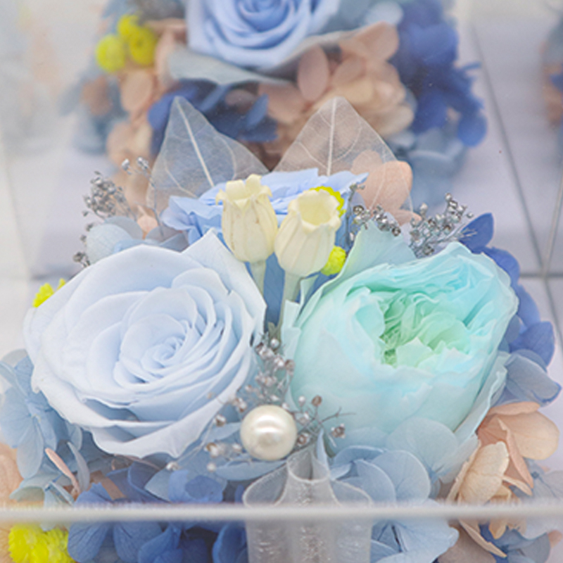 Colorful Vivid Preserved Rose Gift Box Can Lasting For A Long Time
