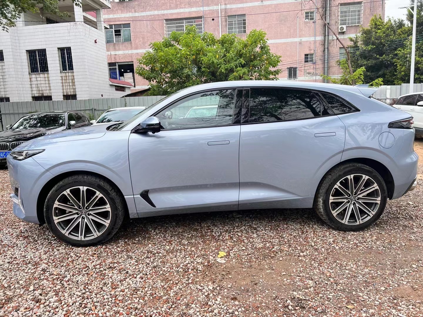 ChangAn Unik Gaoline 2.0T 233HP L4 Turbo Medium SUV 8 Gears AMT 5 Seats 2021