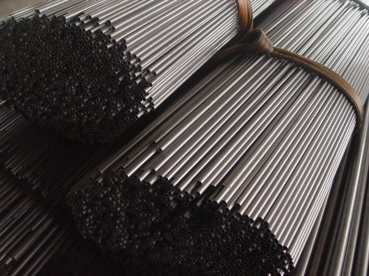 china  Seamless and Welded steel tubes for automobile mechanical and general engineering purposes  for sale