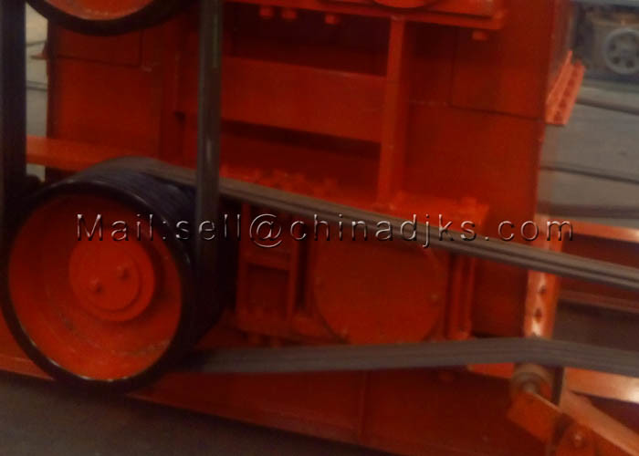 500TPH 2mm Four Roller Crusher 4PG Double Grinding Crushing Machine