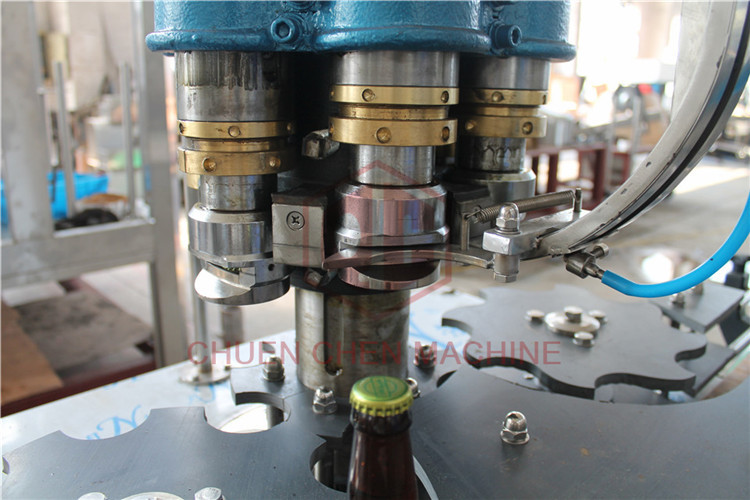 370ML Glass Bottle Carbonated Drink Filling Machine , Beer Bottle Capping Machine