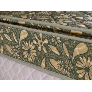 Compressed Package Pillow Top and Memory Foam Mattress Topper With Flower