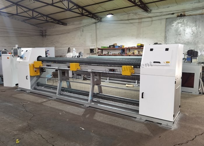 2600mm Galvanized Steel 3.0kw 2.0m Chicken Wire Mesh Machine