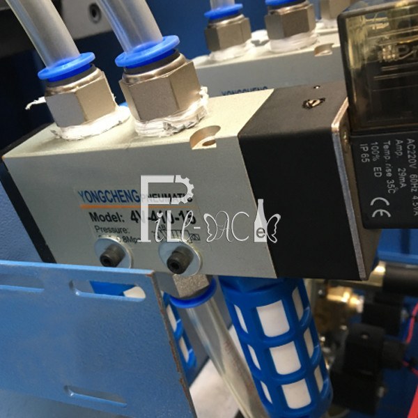 20L Water 120BPH Gallon Bottle Blowing Machine