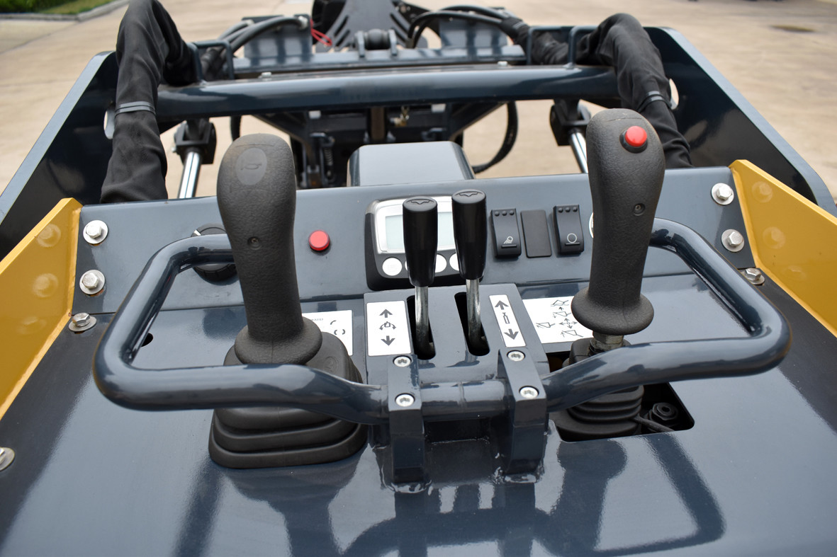 Hydraulic Narrow Articulated Skid Steer Front Telescopic Roader
