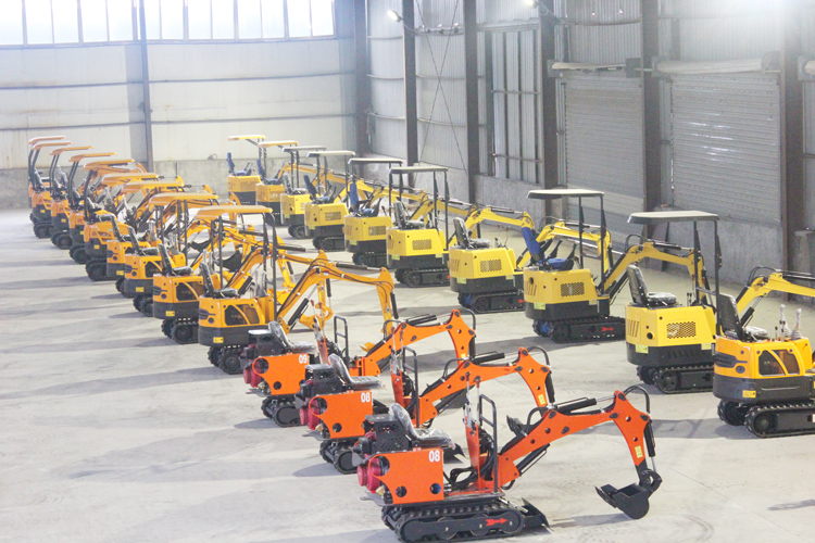 1.8 Ton Mini Excavator with 1300mm Track Length and Eaton Hydraulic Pump at Affordable