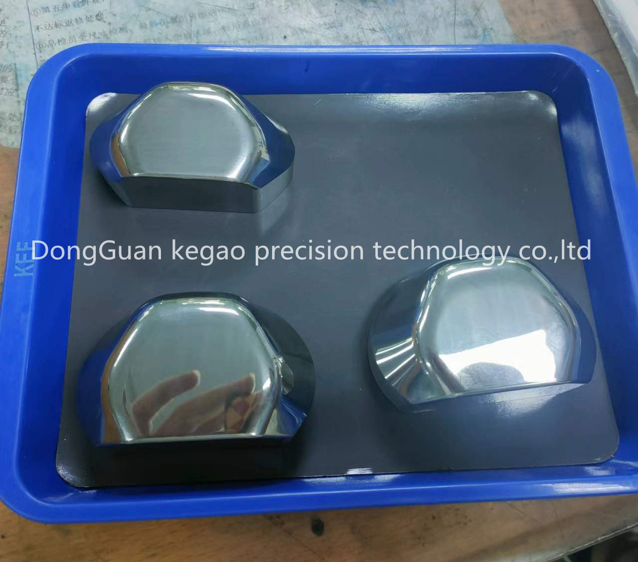 1.2343 Material Mirror Polishing Metal Injection Molding Parts With DLC Coating