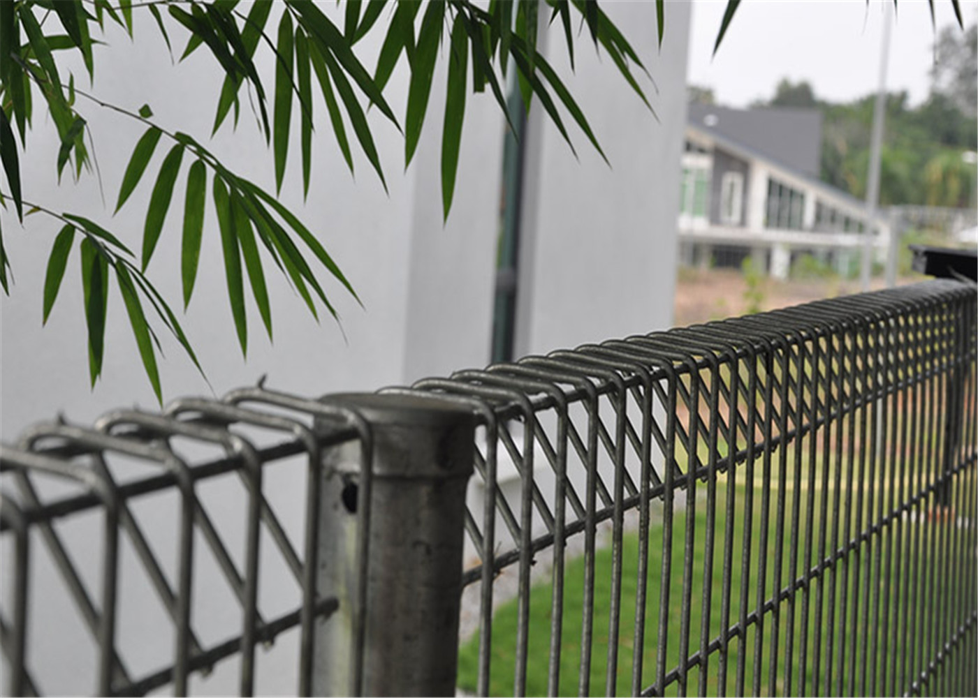 Galvanized Powder Coated Brc Mesh Roll Top Fence