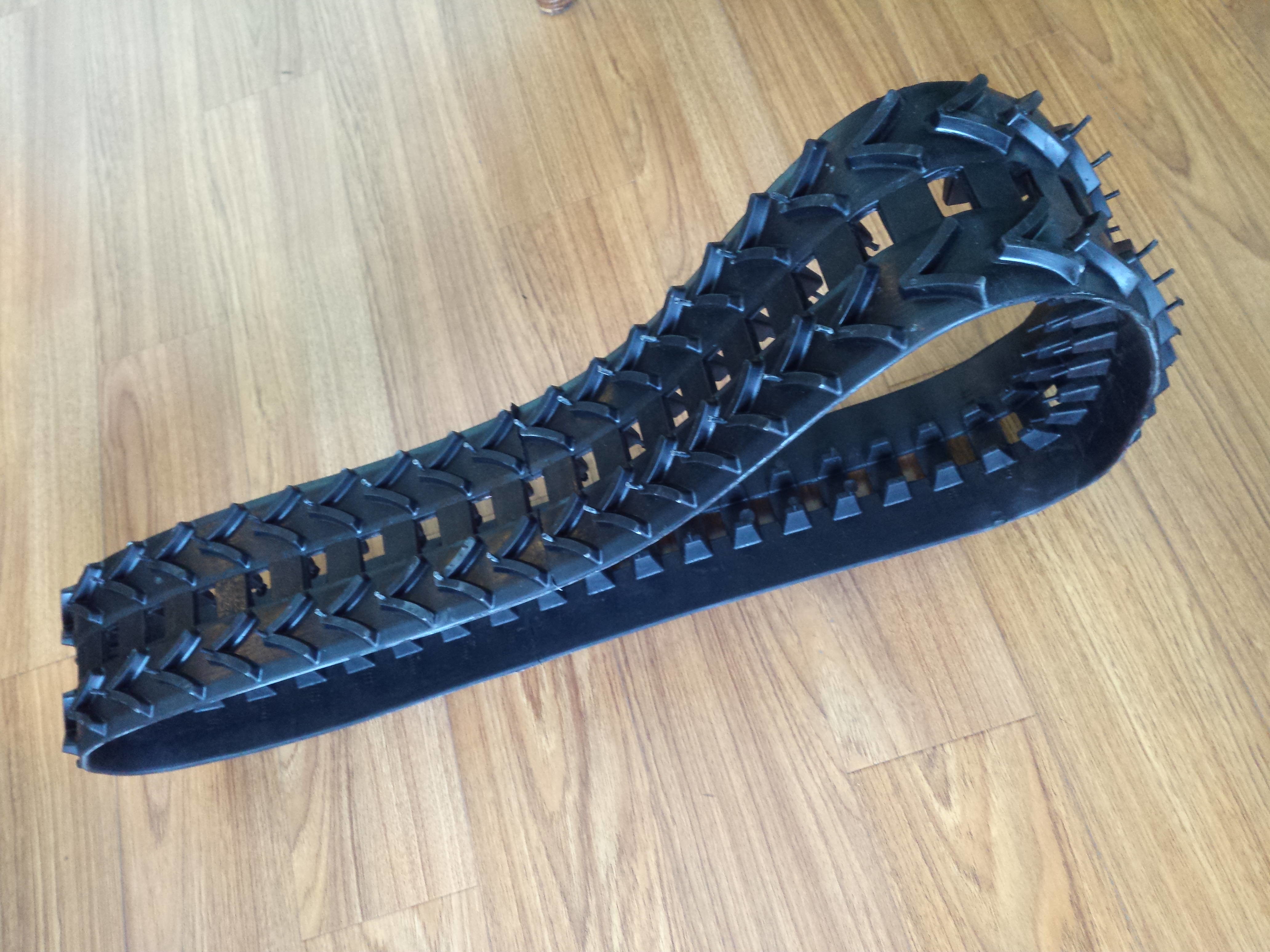 47 Links Robot Small Rubber Track Jointless 123mm Width