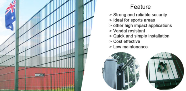 Green Pvc Coated 868 Double Loop Fencing 50x200mm In Sport Field