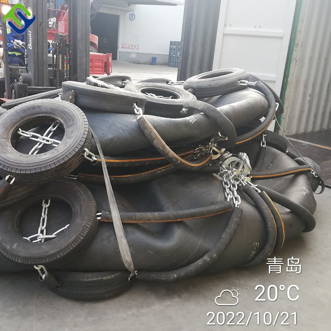Black Natural Rubber Pneumatic Rubber Fender With Pressure Of 50 Or 80 Kpa