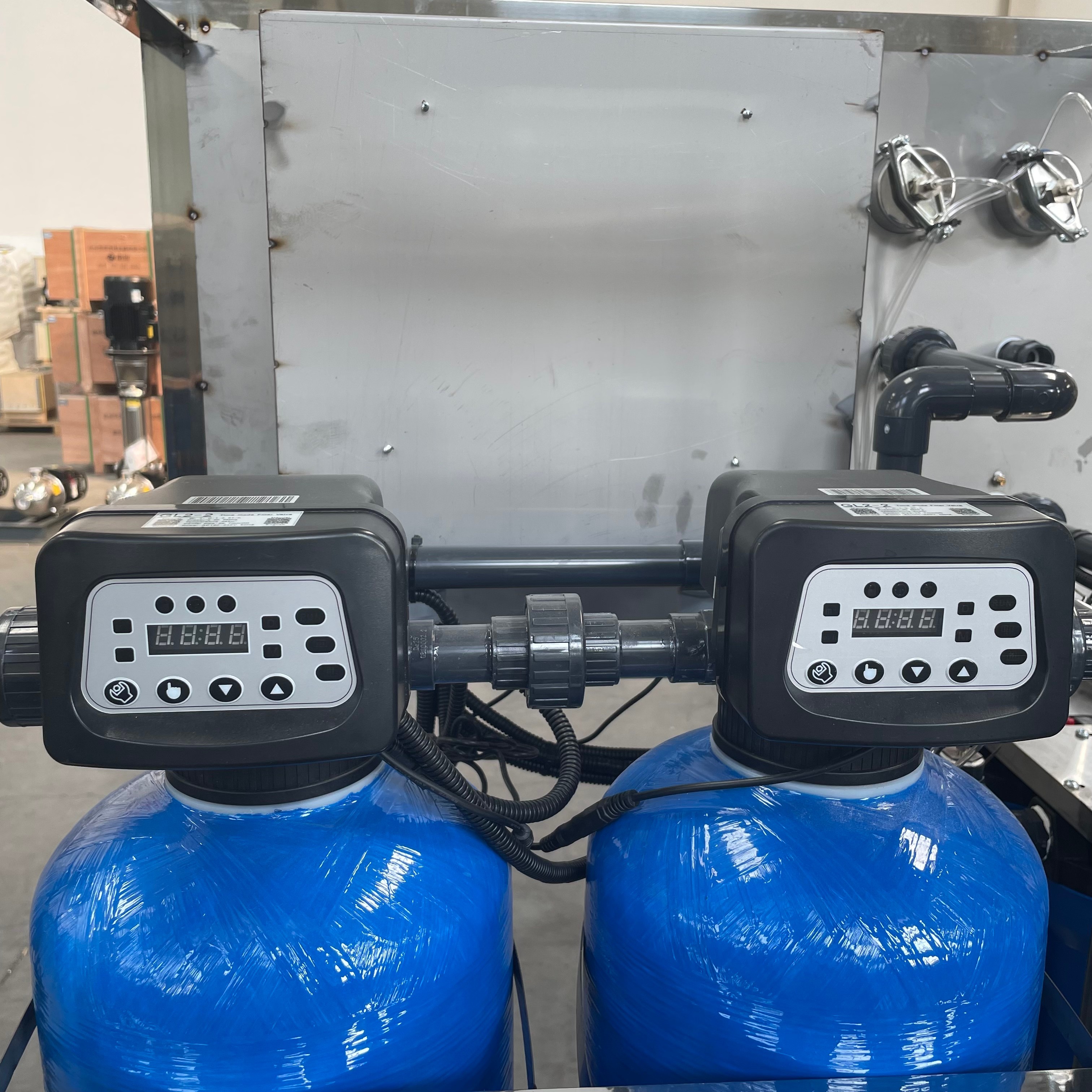 300L Single Stage Reverse Osmosis Drinking Water Purification Treatment Plant With UV System For Food Industry
