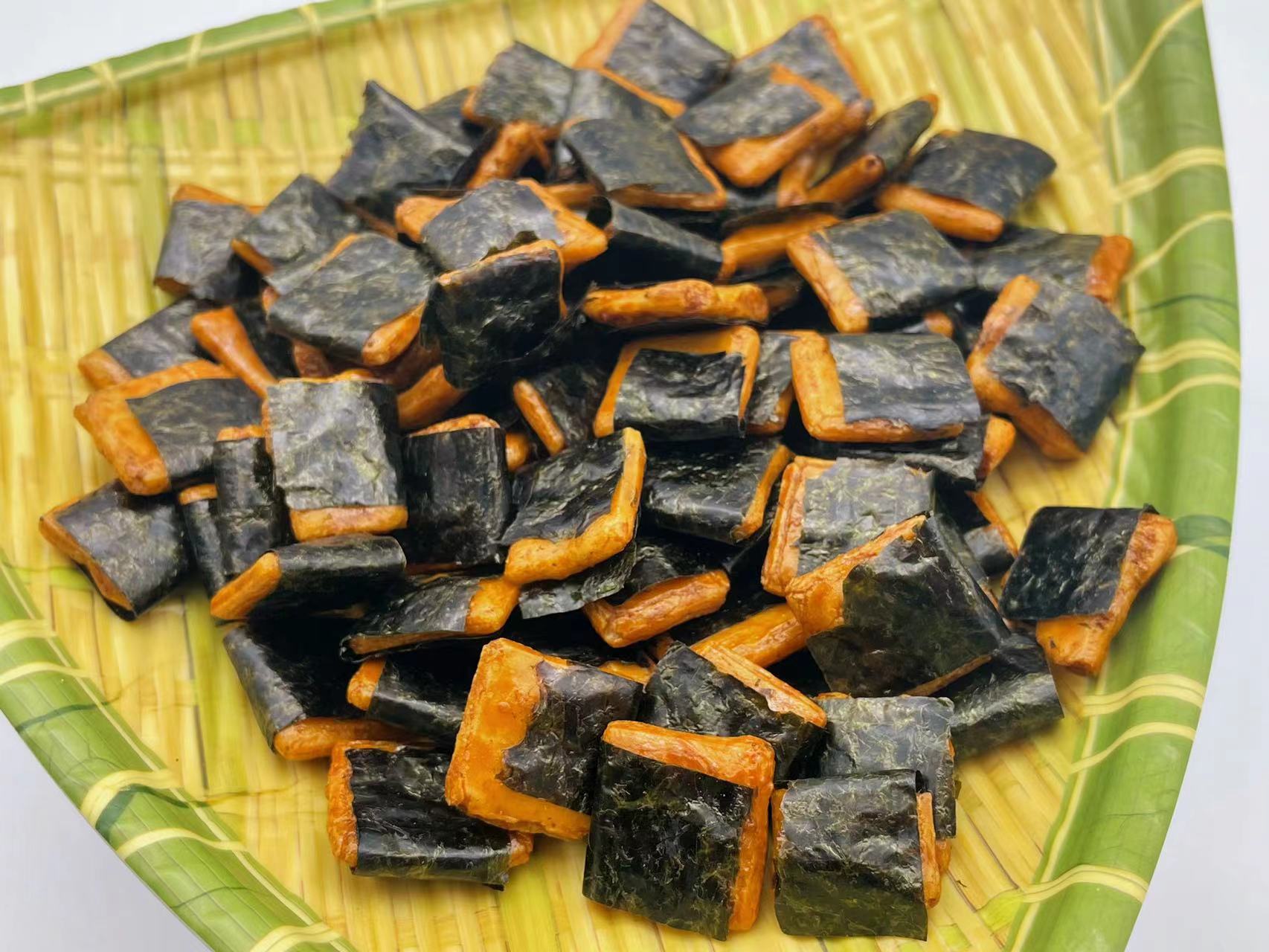 Crispy Rice Cracker Puffed Food Japanese Seaweed Rice Roll Bar Snacks