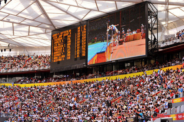 Large Viewing Angle P10mm Large Outdoor LED Display Screens Smooth Display anti-static electricity full color display