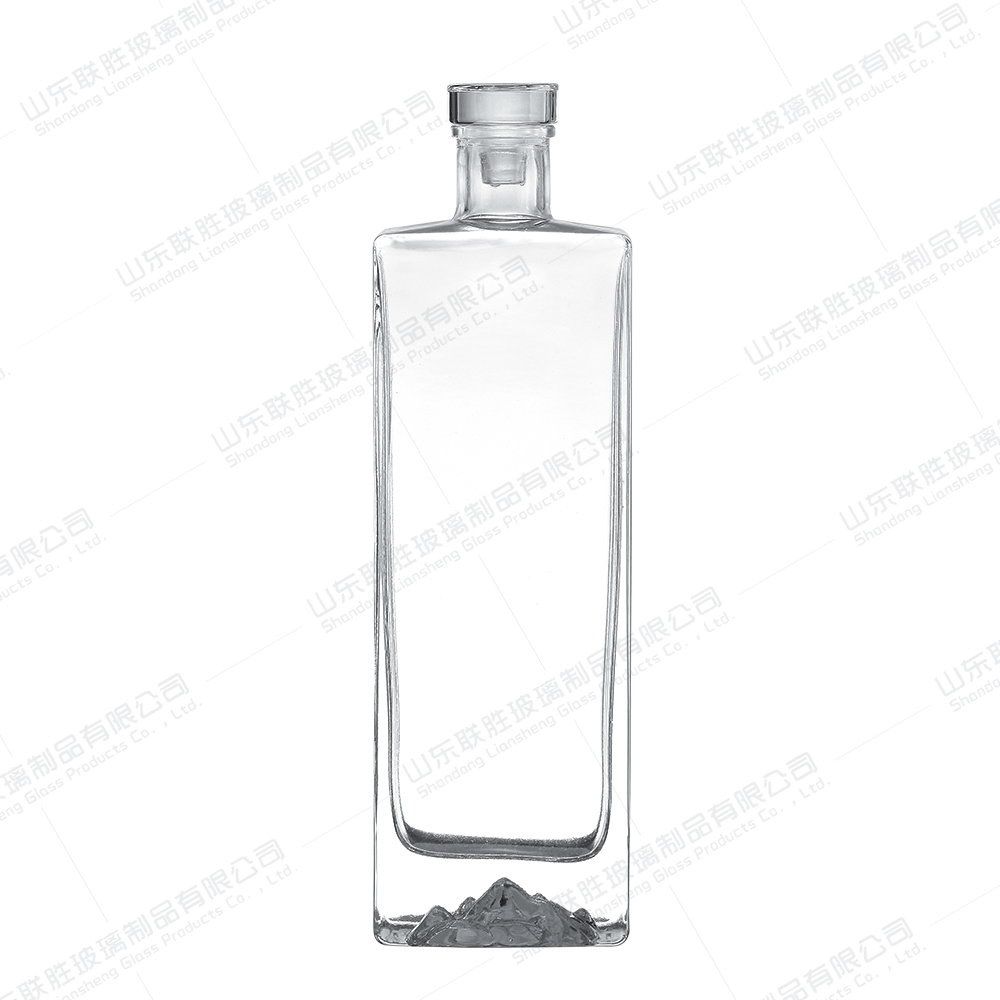 500Ml Empty Liquor Spirits Glass Whiskey Bottles for Vodka Gin Whiskey Mountain Bottles