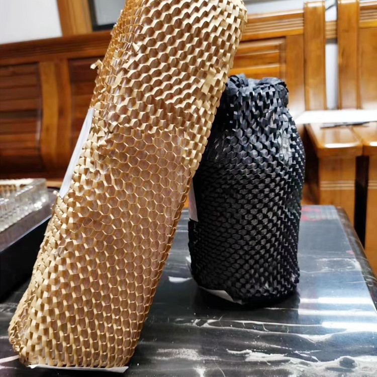 Lightweight 50CM*100M Honeycomb Wrapping Paper ECO Recyclable Roll