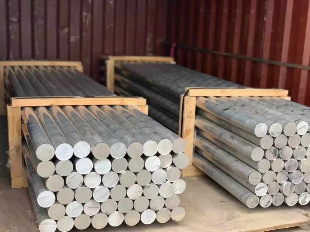 Aluminum Round Bar with ±0.01 Tolerance and Bending Processing Service